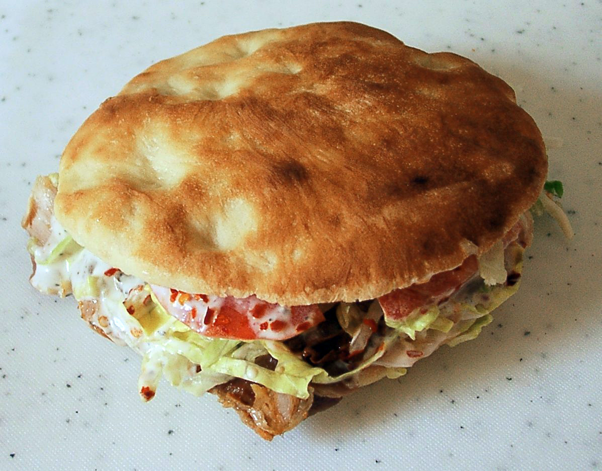 Doner kebab - bánh mì kẹp nổi tiếng của Thổ Nhĩ Kỳ